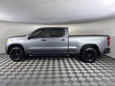Used 2019 Chevrolet Silverado 1500 Custom Trail Boss w/ Custom Convenience Package AWD/4WD image 2
