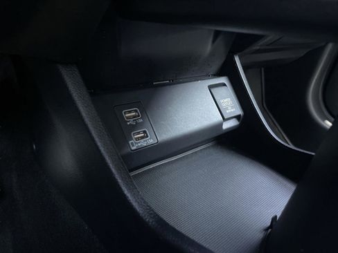 Used 2019 Honda HR-V Sport image 29