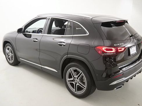 Used 2023 Mercedes-Benz GLA 250 4MATIC image 7