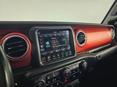 Used 2021 Jeep Gladiator Rubicon w/ Uconnect 4C Nav & Sound Group image 56
