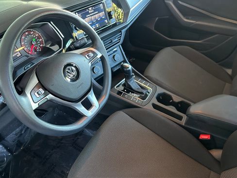 Used 2020 Volkswagen Jetta S w/ Driver Assistance Package image 9