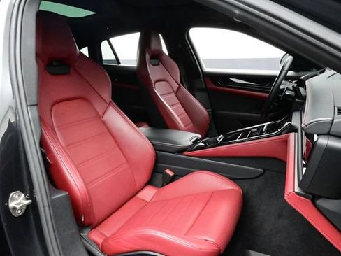 Certified 2024 Porsche Panamera 4 AWD/4WD image 17