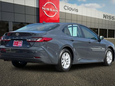 Used 2025 Toyota Camry LE image 3