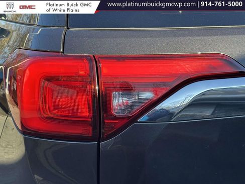 Used 2018 GMC Acadia Denali w/ Technology Package image 12