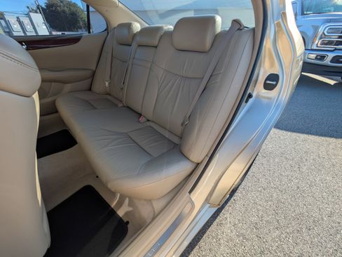 Used 2002 Lexus ES 330 image 12