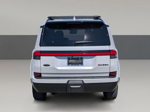 Used 2025 Lexus GX 550 w/ Accessory Package (31) AWD/4WD image 10