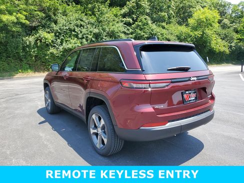 New 2025 Jeep Grand Cherokee Limited image 7