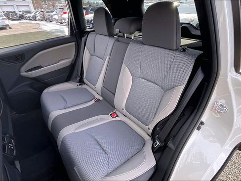 Certified 2025 Subaru Forester Premium image 19