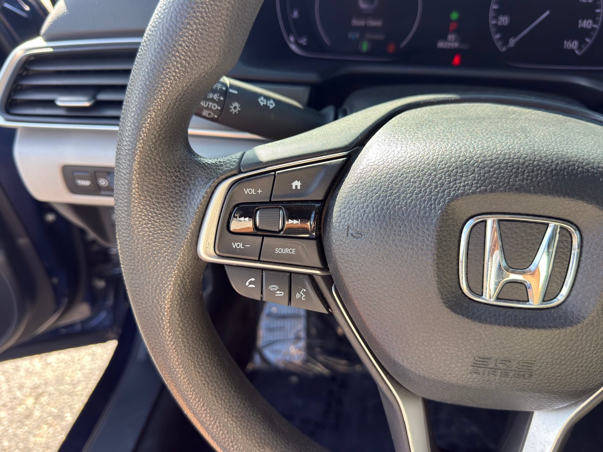 Used 2020 Honda Accord LX image 19