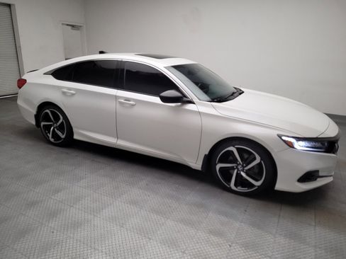 Used 2022 Honda Accord Sport image 11