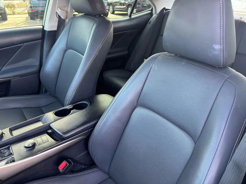 Used 2019 Lexus IS 300 w/ Accessory Package 2 image 15