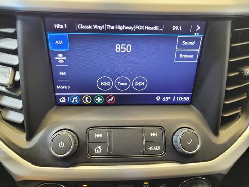 Used 2022 GMC Acadia SLE w/ Driver Convenience Package AWD/4WD image 25