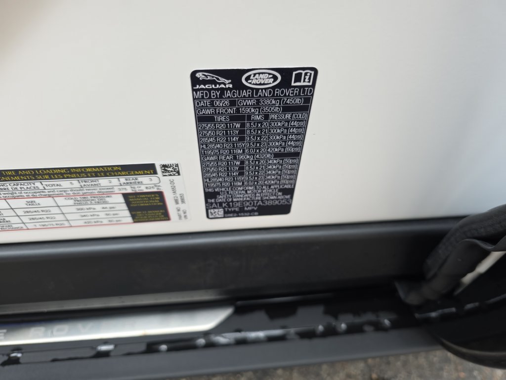 New 2026 Land Rover Range Rover Autobiography AWD/4WD image 24