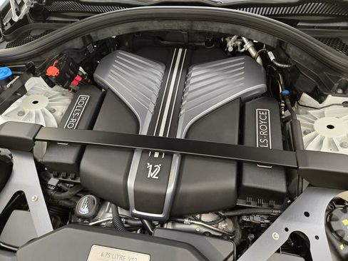 New 2027 Rolls-Royce Cullinan Black Badge AWD/4WD image 28