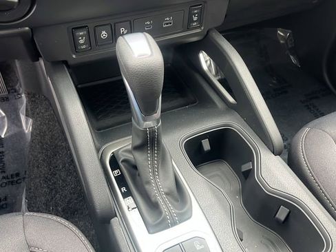 New 2026 Nissan Frontier SV image 18