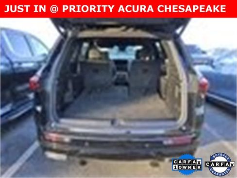 Used 2025 Buick Enclave Sport Touring image 2