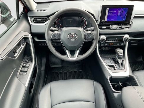 Used 2025 Toyota RAV4 XLE Premium w/ Weather Package AWD/4WD image 21