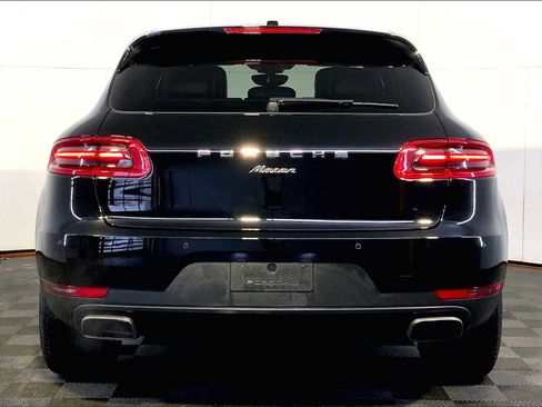 Certified 2018 Porsche Macan AWD/4WD image 6