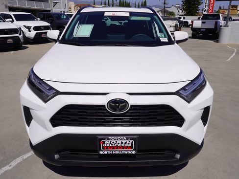 Certified 2025 Toyota RAV4 XLE w/ Convenience Package AWD/4WD image 3