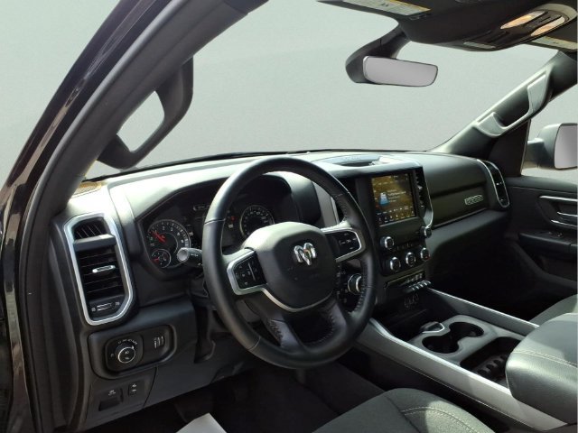 Used 2020 RAM 1500 Big Horn AWD/4WD image 14