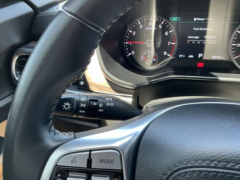 Used 2022 Kia Telluride SX w/ Towing Package FWD image 26