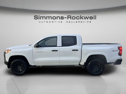 New 2026 Chevrolet Colorado W/T image 4