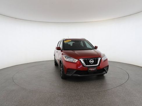 Used 2020 Nissan Kicks SV image 29