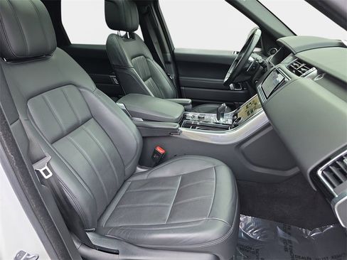 Used 2019 Land Rover Range Rover Sport Supercharged image 12