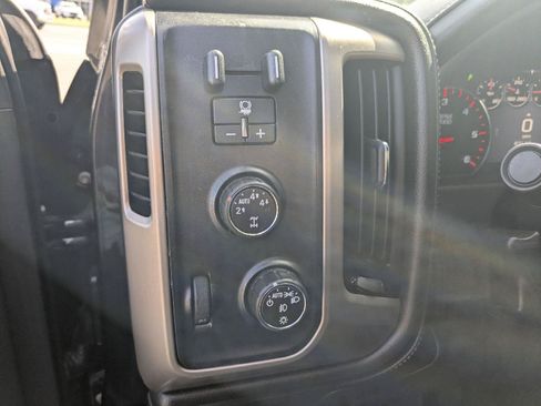 Used 2016 GMC Sierra 1500 Denali w/ Enhanced Driver Alert Package AWD/4WD image 19