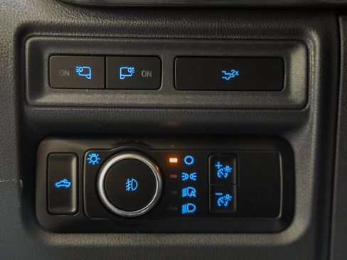 Used 2023 Ford F150 Lariat w/ Equipment Group 502A High image 52