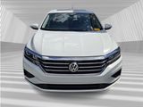 Used 2022 Volkswagen Passat 2.0T SE image 2