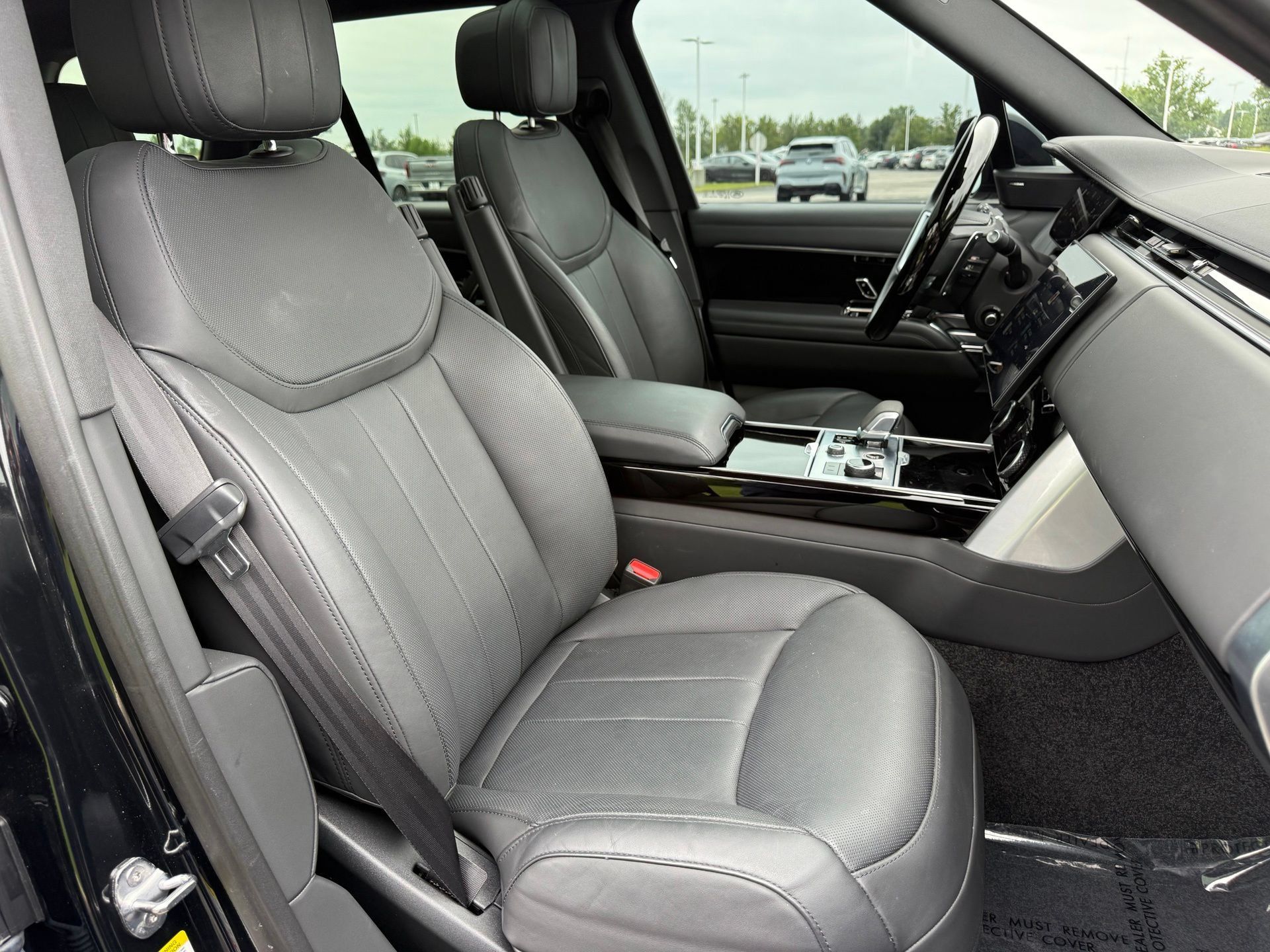 Certified 2023 Land Rover Range Rover SE AWD/4WD image 25