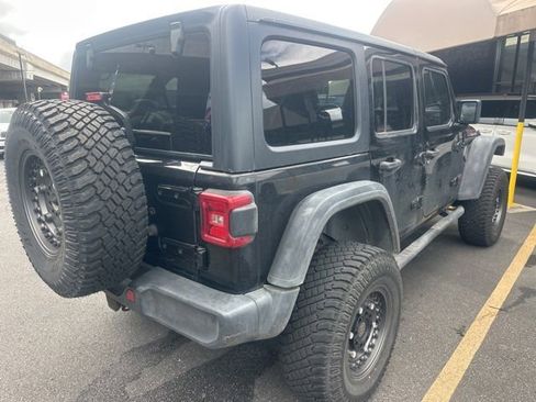 Used 2018 Jeep Wrangler Unlimited Rubicon w/ LED Lighting Group AWD/4WD image 5