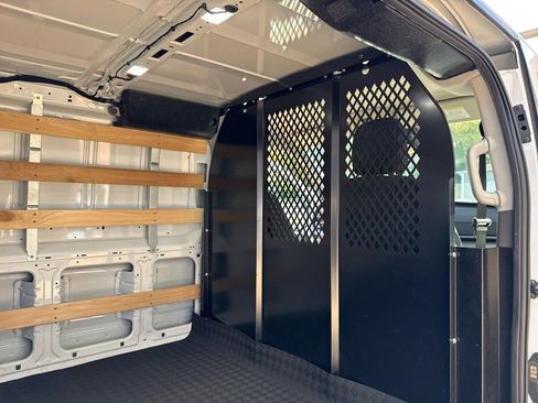 Used 2024 Ford Transit 250 Low Roof w/ Exterior Upgrade Package image 25