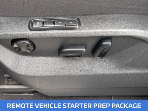 Used 2024 Volkswagen Atlas Cross Sport SEL R-Line AWD/4WD image 16