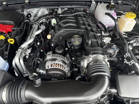 New 2025 Jeep Gladiator Sport image 32