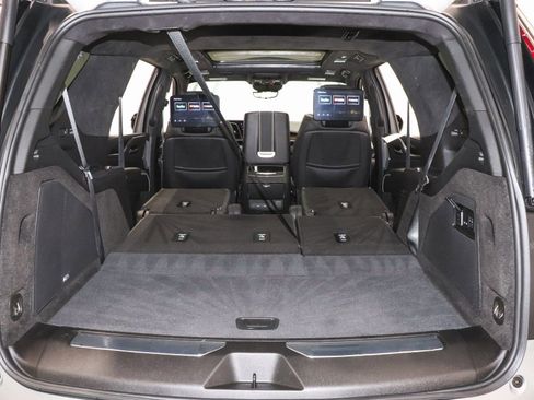 Used 2024 Cadillac Escalade Premium Luxury Platinum image 56