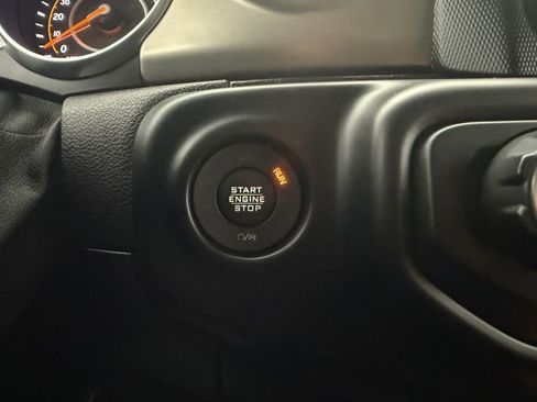 Used 2019 Jeep Wrangler Sport image 24