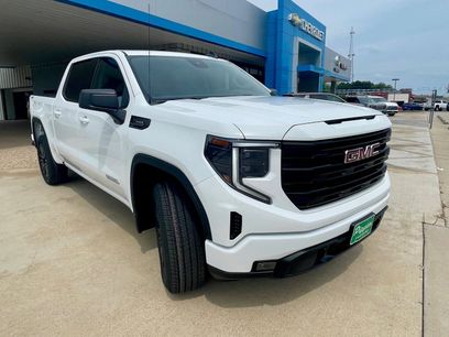 New 2025 GMC Sierra 1500 Elevation