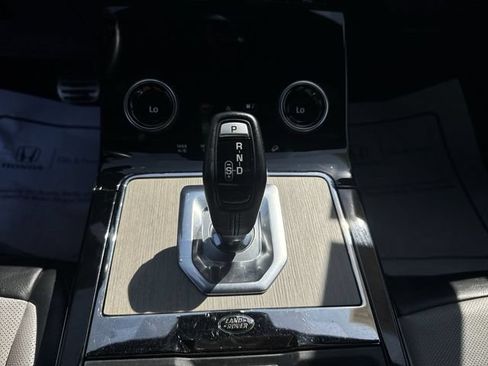 Used 2020 Land Rover Range Rover Evoque R-Dynamic S AWD/4WD image 21