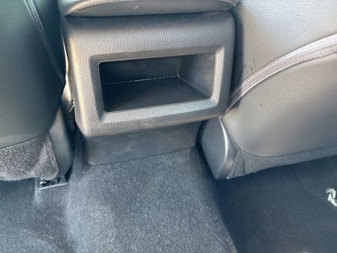 Used 2024 Toyota Camry SE FWD image 21