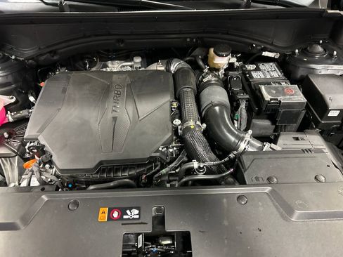 Used 2025 Hyundai Santa Fe Limited image 26