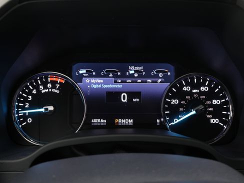 Used 2022 Ford F250 Lariat w/ Tremor Off-Road Package image 11