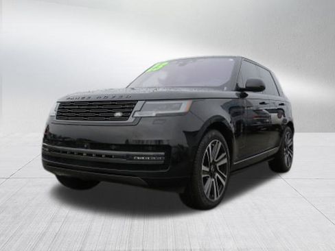 Used 2023 Land Rover Range Rover SE image 7