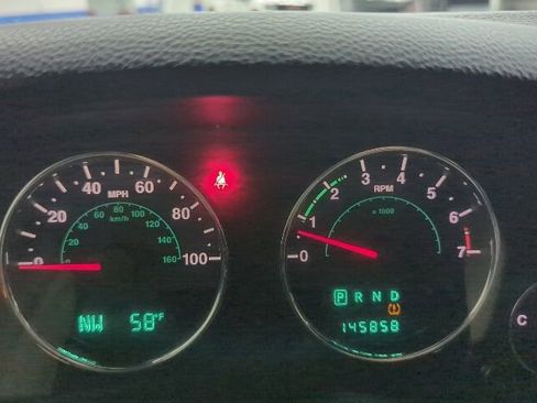Used 2012 Jeep Wrangler Unlimited Sport AWD/4WD image 12