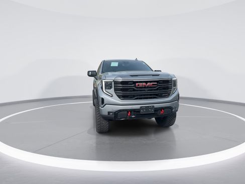 Used 2023 GMC Sierra 1500 AT4 w/ AT4 Premium Package image 3