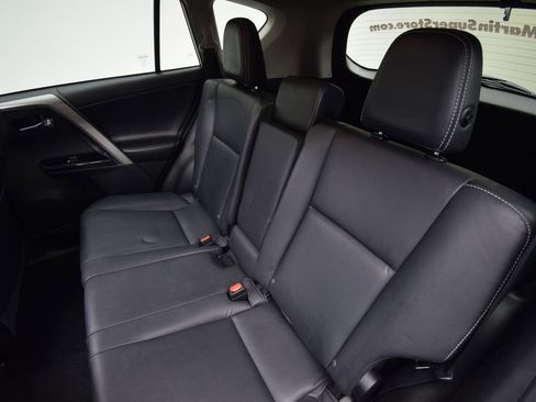 Used 2018 Toyota RAV4 Limited image 22