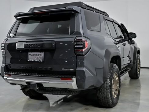Used 2025 Toyota 4Runner Trailhunter AWD/4WD image 12
