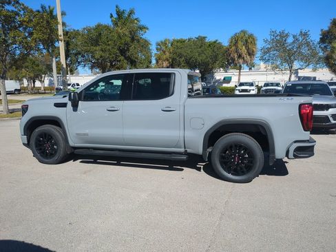 Used 2024 GMC Sierra 1500 Elevation w/ LPO, Elevation Black Package image 9