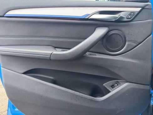 Used 2020 BMW X1 xDrive28i w/ Premium Package image 12